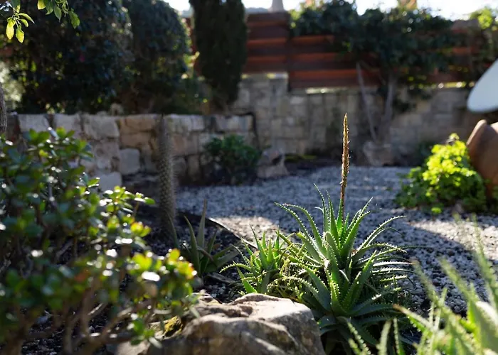 Lavanda - Elegant 3br Retreat With Private Pool & Garden Semesterbostad Polis