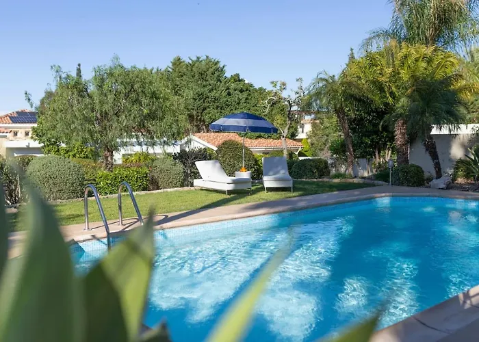 Lavanda - Elegant 3br Retreat With Private Pool & Garden Polis