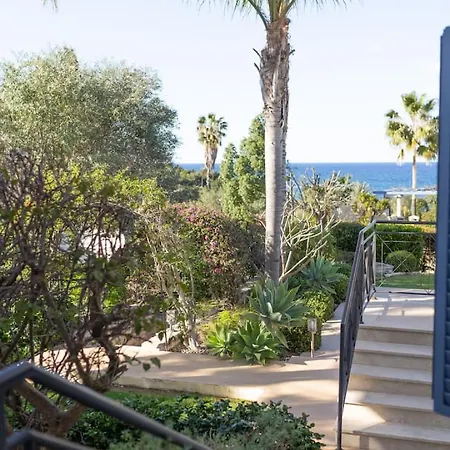 度假居 Lavanda - Elegant 3br Retreat With Private Pool & Garden