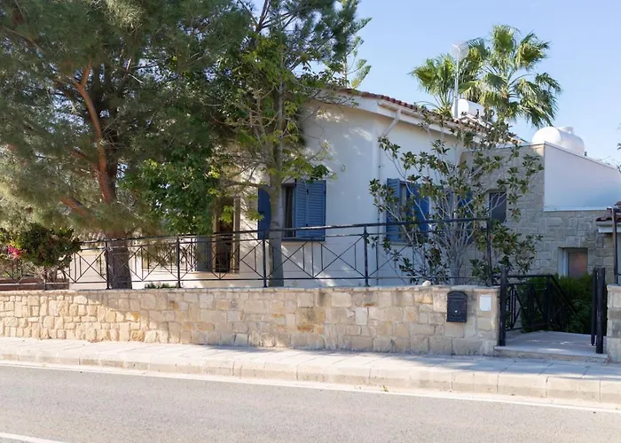 Lavanda - Elegant 3br Retreat With Private Pool & Garden Prázdninový dům *