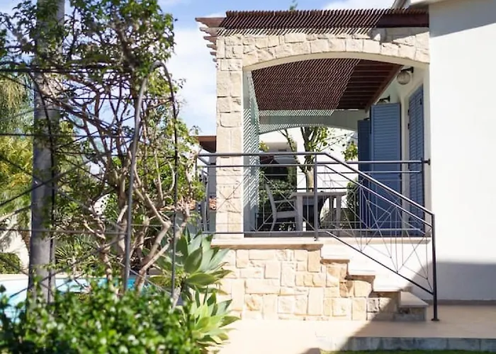 Lavanda - Elegant 3br Retreat With Private Pool & Garden Prázdninový dům Polis